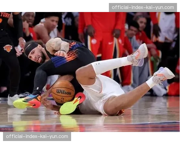 老鹰107-106险胜尼克斯，系列赛1-1回到同一起跑线