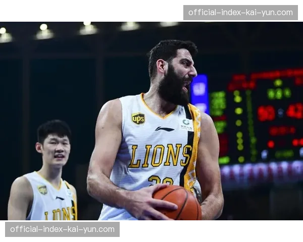 比赛很容易进入以快对快节奏：不单纯依靠外援的个人反击